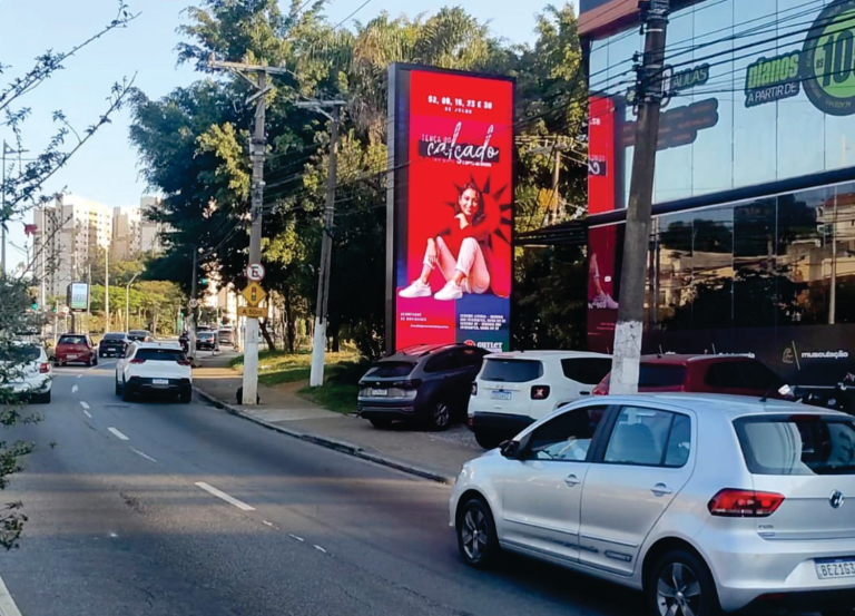 Veiculação em Painel de LED Cliente Outlet Premium Imigrantes em Santo André